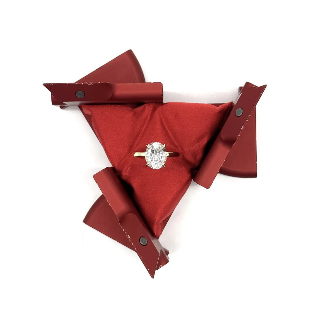 Luxury Ring Box Magnetic Reveal (Red)